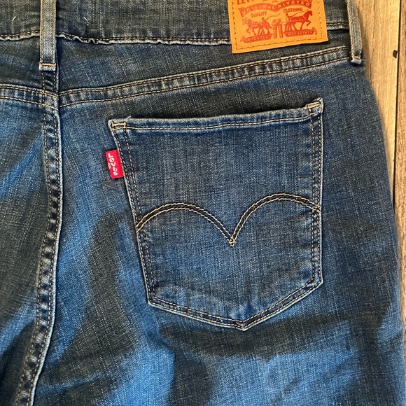 👖♥️NWT Levi Stauss & Co Blue Jeans/Adjustable Zipper at the Leg Bottom Size 32 - Picture 6 of 9